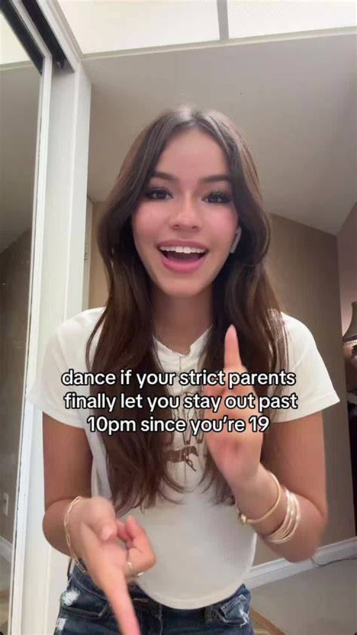 🦄 iwantacinnamonroll Chloe Marquez TikTok