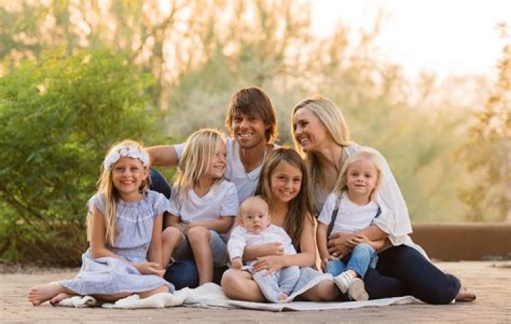 Aaron Baddeley family, wife, children, parents, siblings