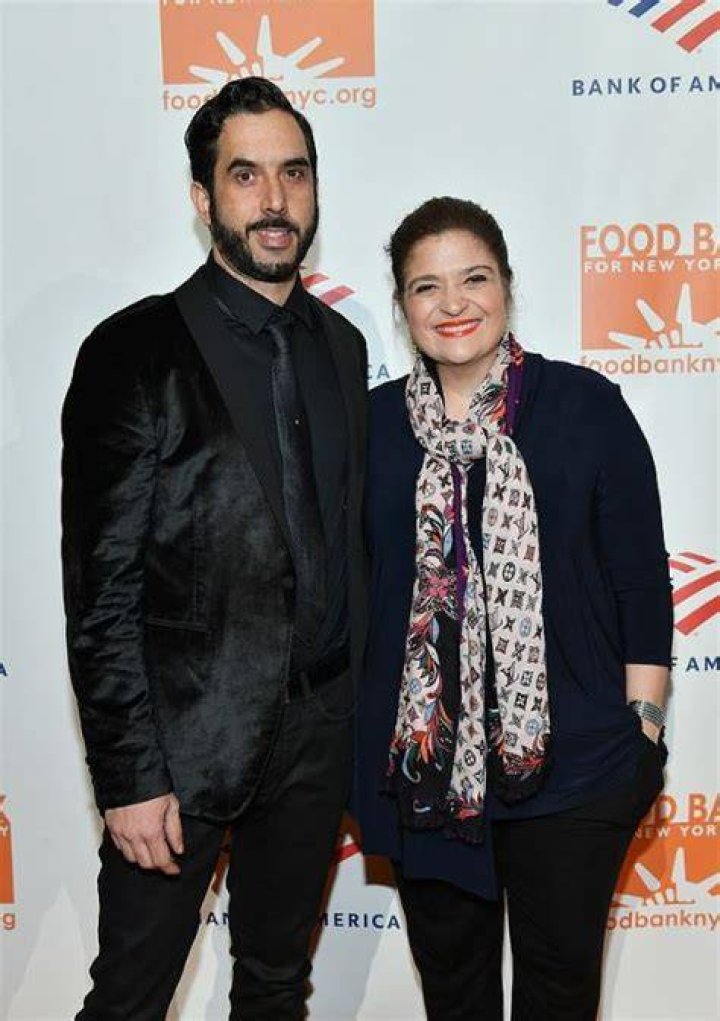 Alex Guarnaschelli, Amazing Husband Story; Happily Married, Until