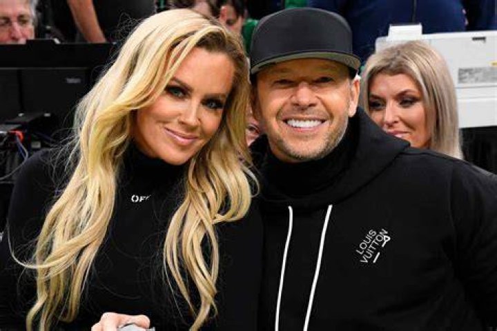 Are Jenny McCarthy And Donnie Wahlberg On The Brink Of Divorce?