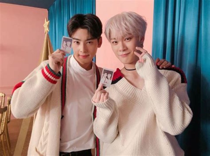 ASTRO’s Cha Eun Woo Shares Thoughts On 1st Public Broadcast Win, Desire