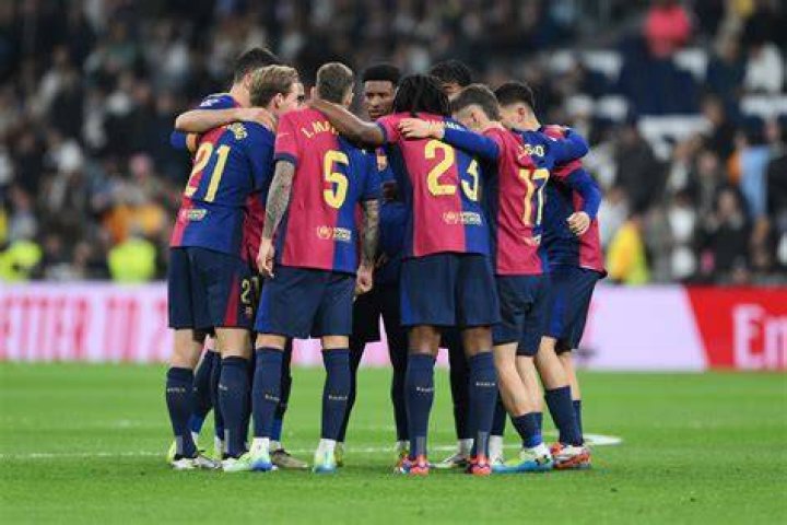 Barcelona squad undeterred by possibility of Kylian Mbappe joining Real