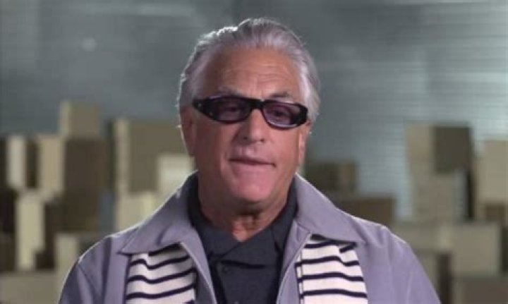 Barry Weiss to leave "Storage Wars" after the fourth season