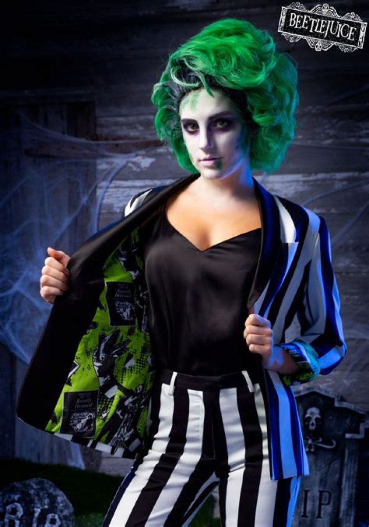 Beetlejuice Halloween costumes women creative, Modest halloween