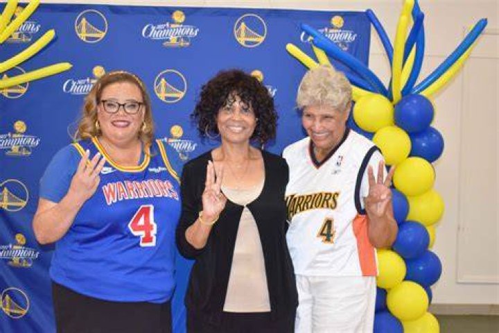 Betty Williamson (mother of Corliss Williamson), Rona Moody (mother of