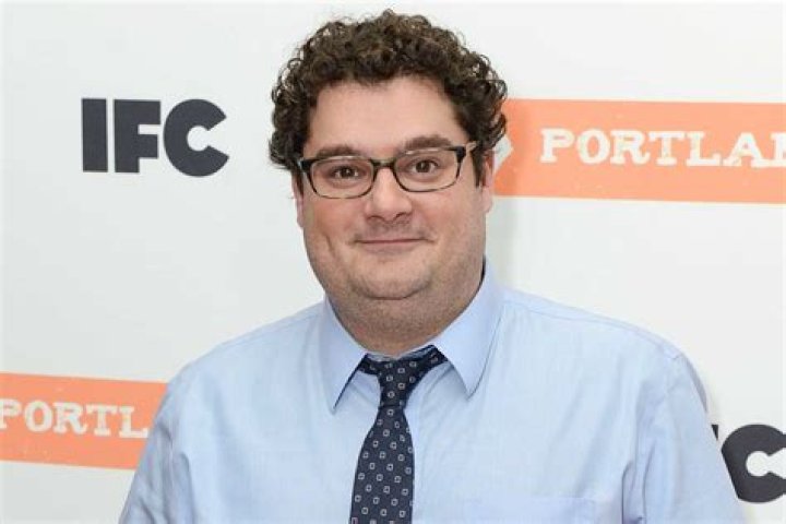 Bobby Moynihan His Politics, Religion, Beliefs & Hobbies