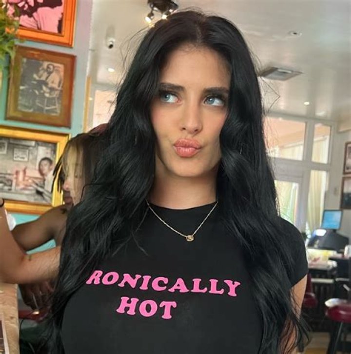 Camilla Araujo En Espa&ntilde;ol r/Porn_is_not_bad