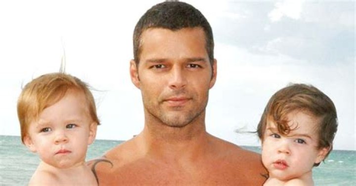 Celebrity Parents Who Have Twins