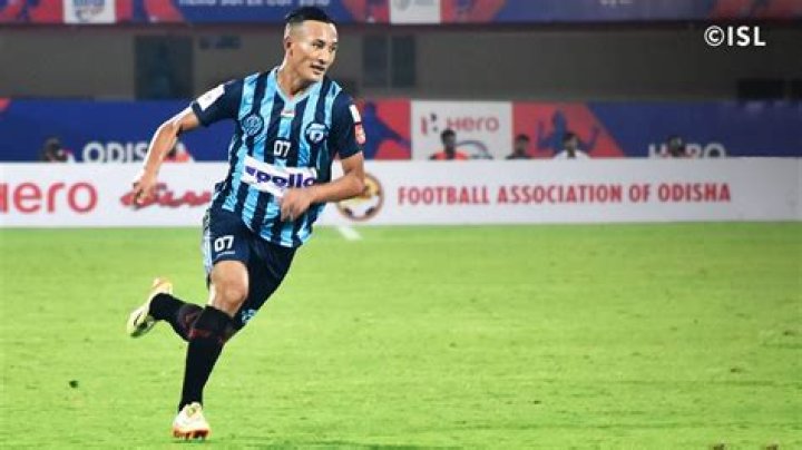 Chencho Gyeltshen signs with Bengaluru FC