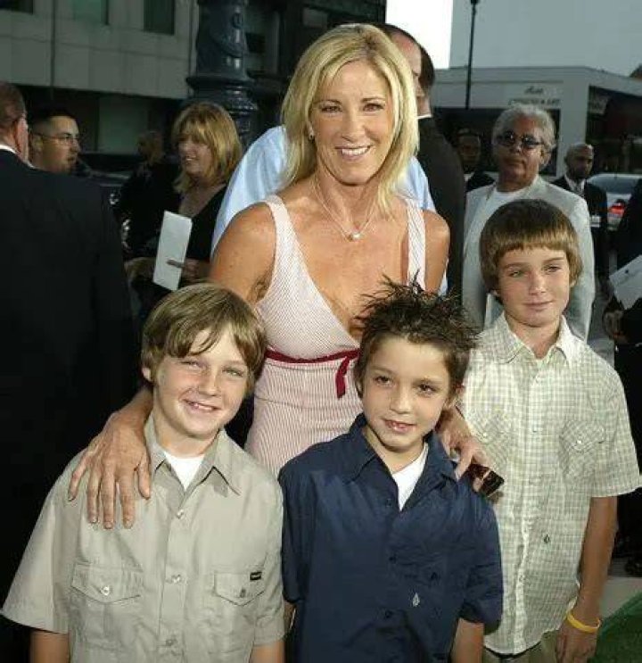 Chris Evert & Sons at Annual Boca Raton ProCeleb Tennis Gala New