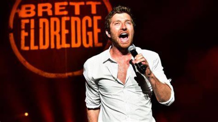 Country music singer Brett Eldredge addresses The Voice judge Kelly