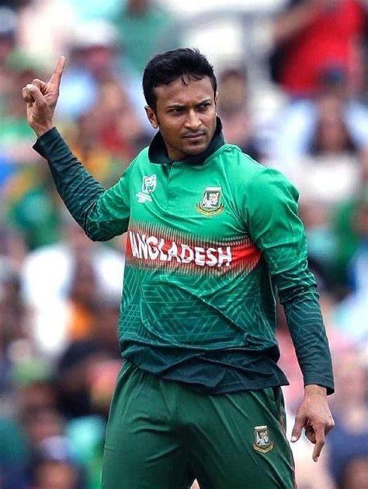 Cricketer Shakib Al Hasan's Wife Umme Ahmed Shishir Latest Photos and