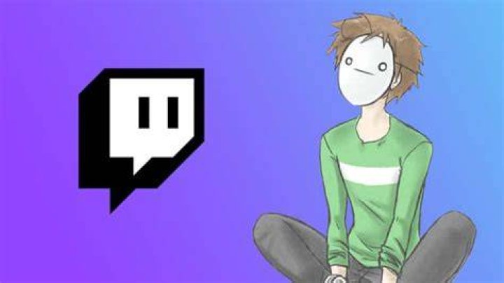 Cryaotic banned on Twitch after grooming allegations come to light