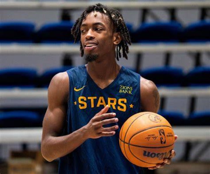 D Wade Son High School Hot Sale