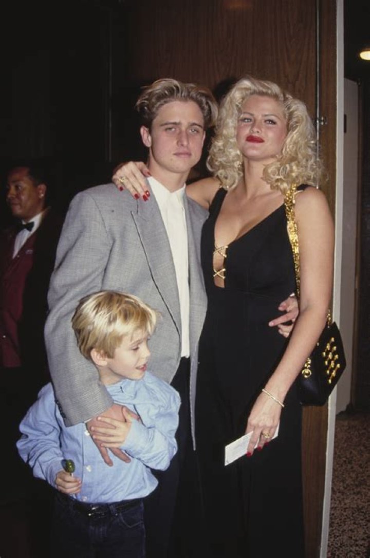 Daniel Wayne Smith Was Far from a Party Animal &mdash; Facts about Anna