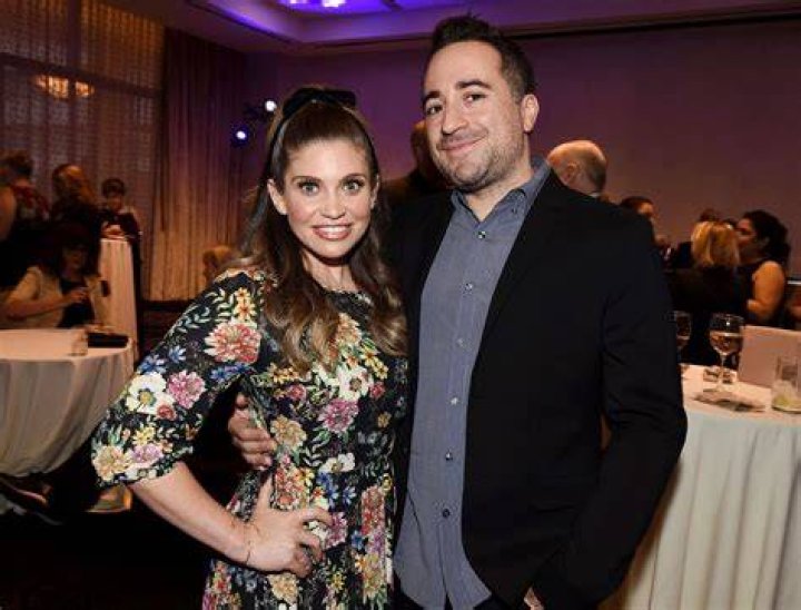 Danielle Fishel, Husband Jensen Karp&rsquo;s Relationship Timeline