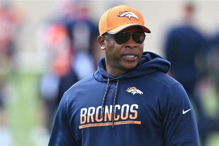 Denver Broncos 2017 No Bull Storylines New coaches, new systems Mile