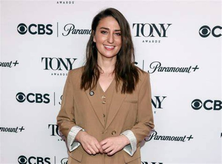 Does Sara Bareilles looks more italian or iberian? And classify her