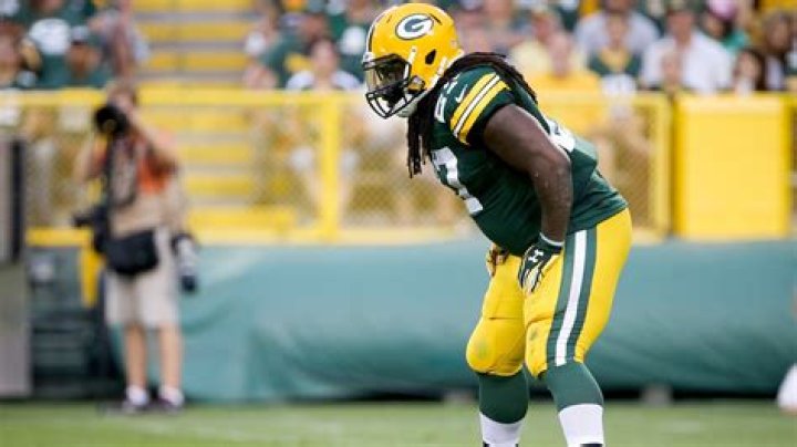 Eddie Lacy's girlfriend Jasmine Roussell