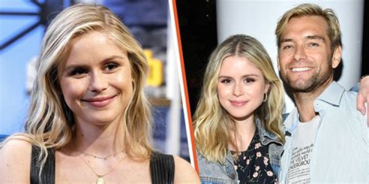 Erin Moriarty Dating, What Is Her Current Relationship Status? in 2022