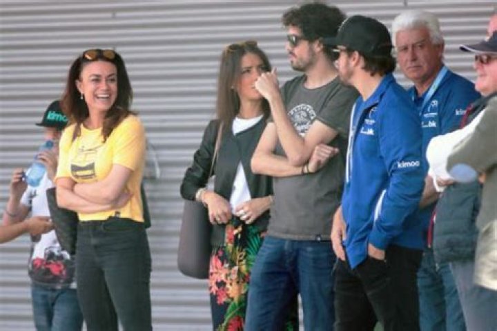 Fernando Alonso Siblings Meet Fernando Alonso's sister Lorena Alonso