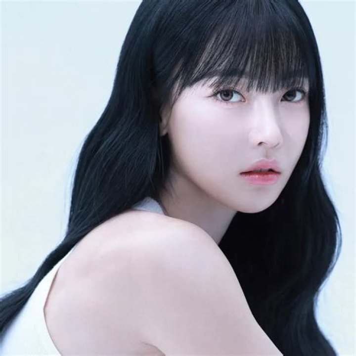 H2o Mermaids, Kim Min Ji, New Jeans Style, Look Alike, Girl Icons