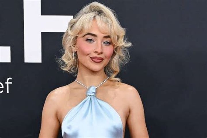 How Much Money Does Sabrina Carpenter Make Per Episode Picture Of