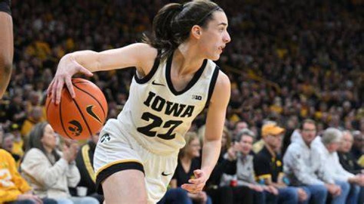 Iowa Women’s Basketball Hawkeyes’ Caitlin Clark Named Big Ten Player