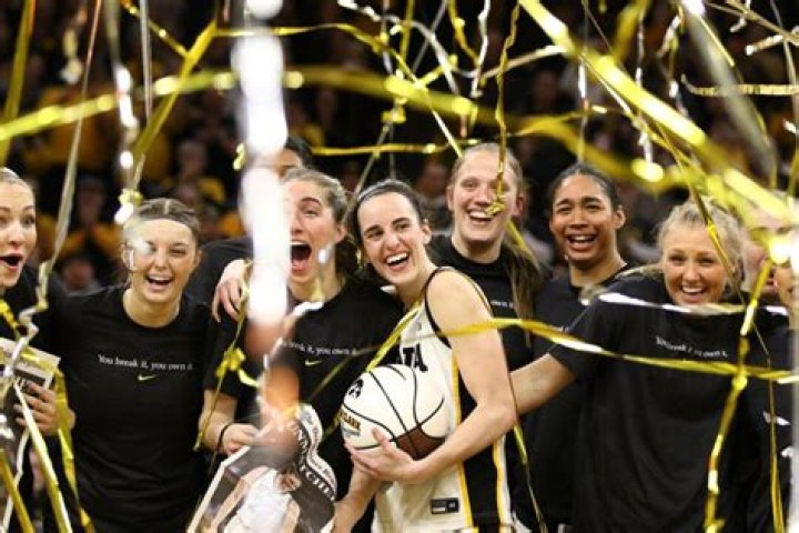 Iowa’s Caitlin Clark breaks ‘Pistol’ Pete Maravich’s NCAA Division I