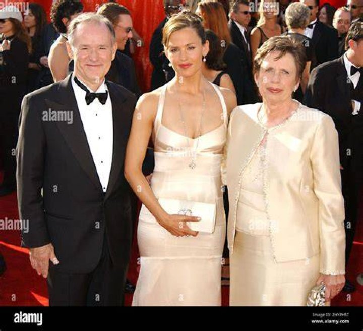 Jennifer Garner and parents Stock Editorial Photo © s_bukley 17552371