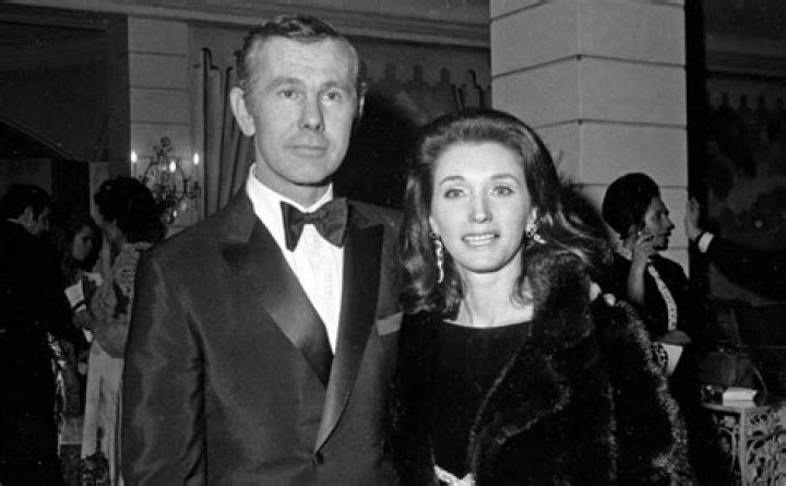 Joanne Carson dies at 83; exwife of 'Tonight Show' host LA Times