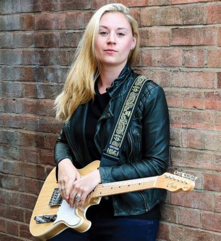 Joanne Shaw Taylor Vintage Guitar® magazine