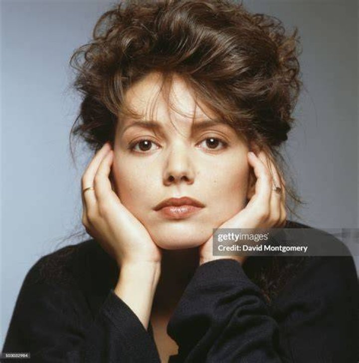Joanne Whalley (English Actress) Wiki & Bio with Photos Videos