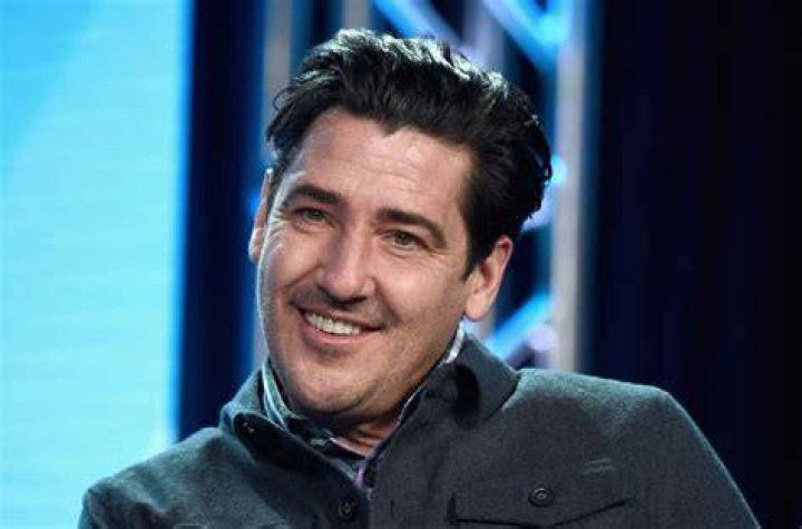 Jon Knight Net Worth, Husband, Wife, Age is Jon Knight Gay?