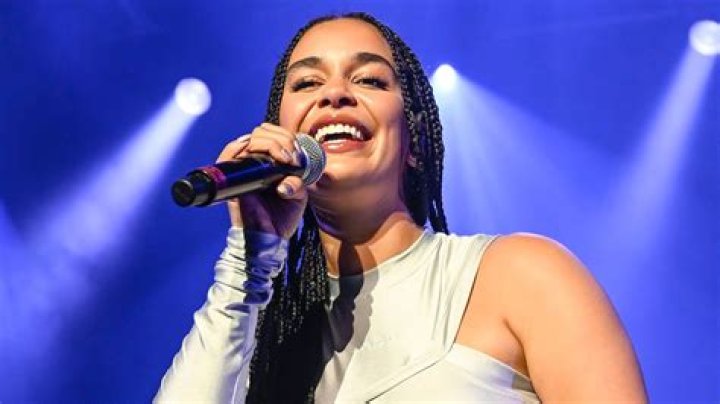 Jorja Smith's boyfriend, songs and awards, and how does she know