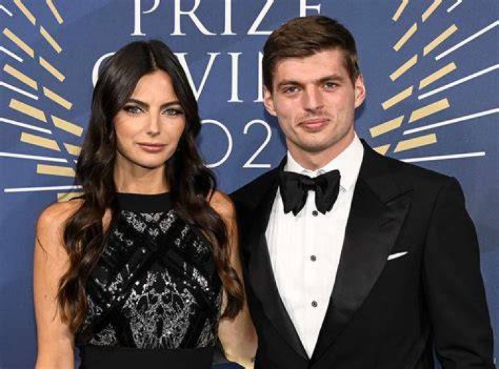Kelly Piquet Ist sie die Neue von Max Verstappen?