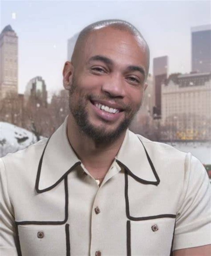 Kendrick Sampson Profile Images — The Movie Database (TMDB)