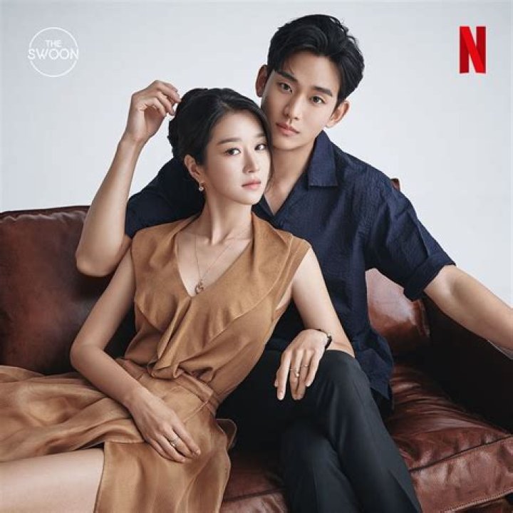 Kim Soo Hyun And Seo Yeji Share An Embrace In Posters For New Drama &ldquo;It
