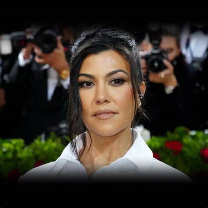 Kourtney kardashian age LouisePrabhu