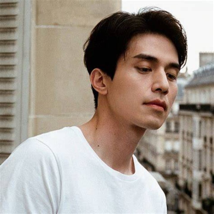 Lee Dong Wook Workout 2021 How Does the ‘Goblin’ Star Maintain His