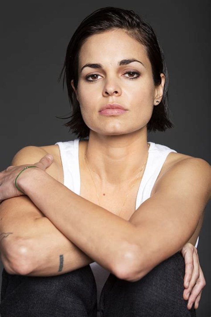 Lina Esco image