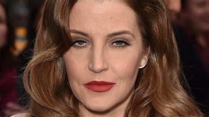 Lisa Marie Presley Net Worth, Bio 20172016, Wiki REVISED! Richest
