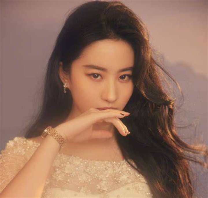 Liu Yifei Has Not Fully Recovered From An Old Injury DramaPanda