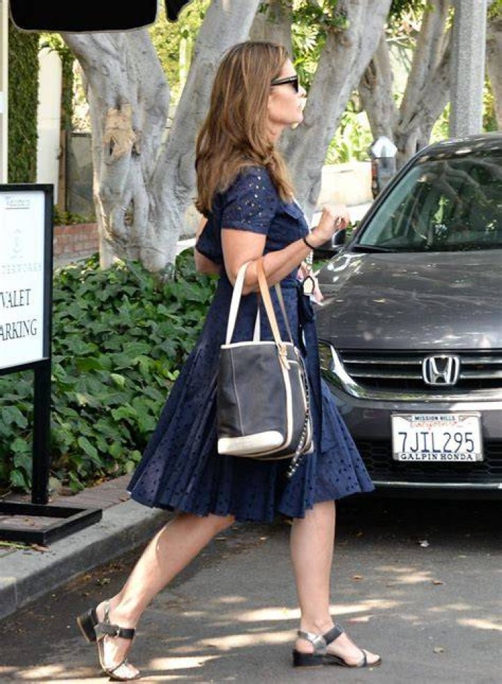 Maria Shriver Feet (32 photos)
