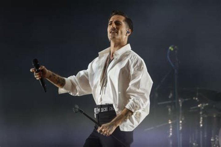 M&aring;neskin's Damiano David and Dove Cameron confirm relationship at pre