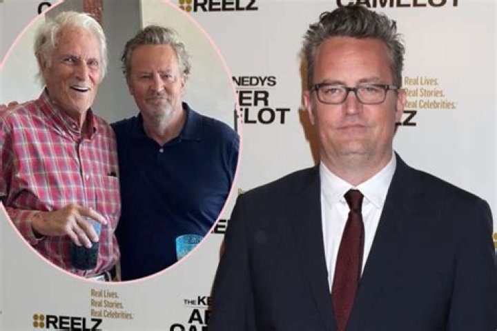 Matthew Perry&rsquo;s Parents Arrive at LA Home Where He Died