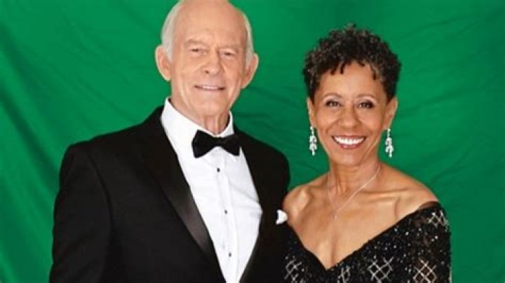 Max Gail (Mike Corbin) Wife Nan Harris, Exwife Willie Beir, Net Worth