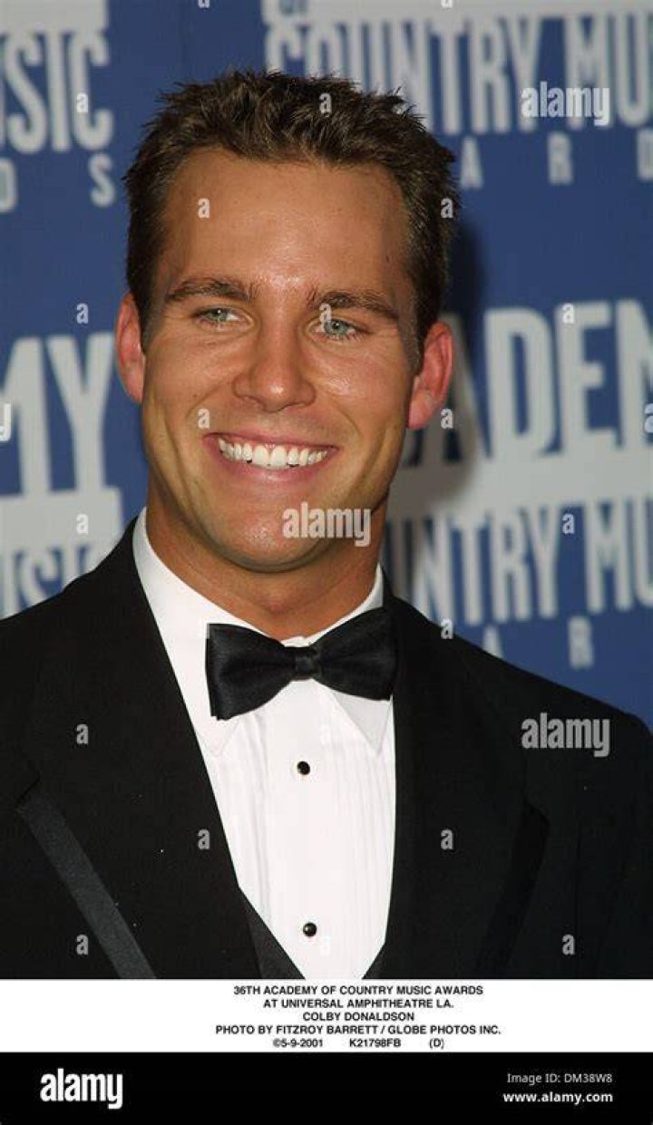 May 9, 2001 36TH ACADEMY OF COUNTRY MUSIC AWARDS.AT UNIVERSAL