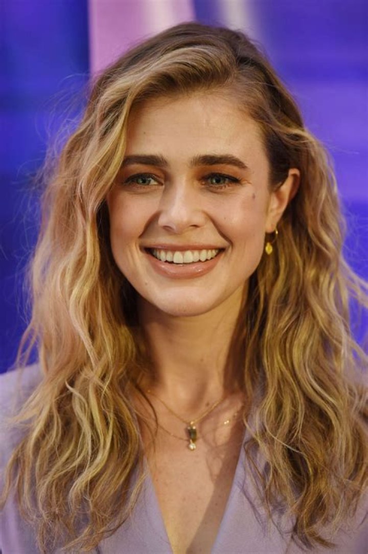 Melissa Roxburgh photo 6 of 65 pics, wallpaper photo 1073323 ThePlace2