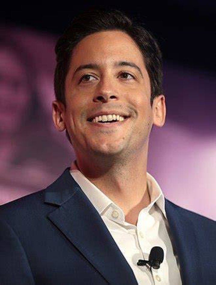 Michael J. Knowles Wiki The Right Side Amino